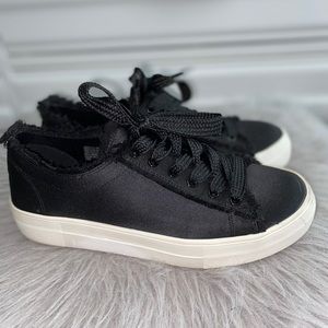 Steve Madden Platform